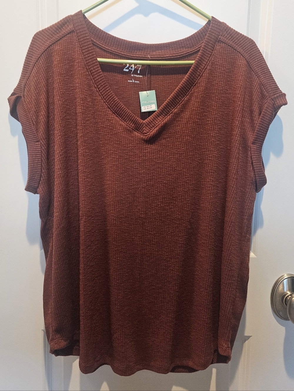 Maurices Women’s V-neck Short Sleeve Top, Size Large, Rust Brown